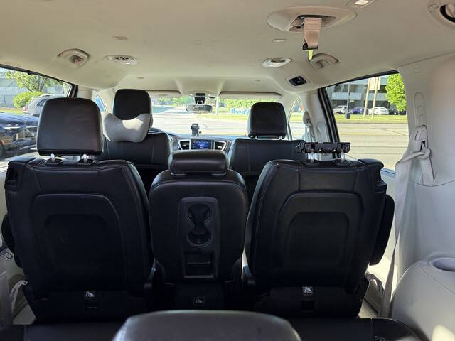 2017 Chrysler Pacifica Touring-L