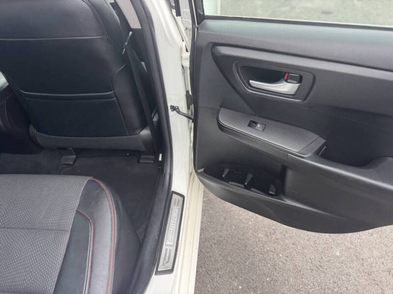 2016 Toyota Camry SE