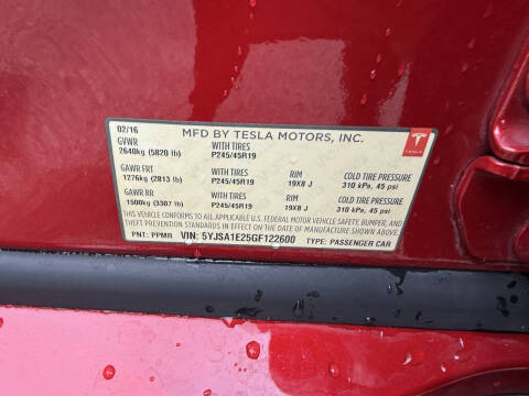 2016 Tesla Model S 90D
