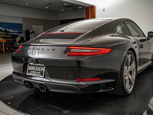 2017 Porsche 911 Carrera S