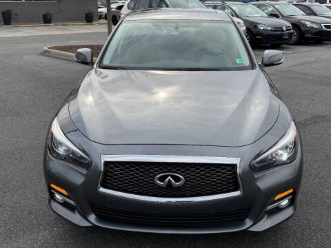 2015 Infiniti Q50 Premium