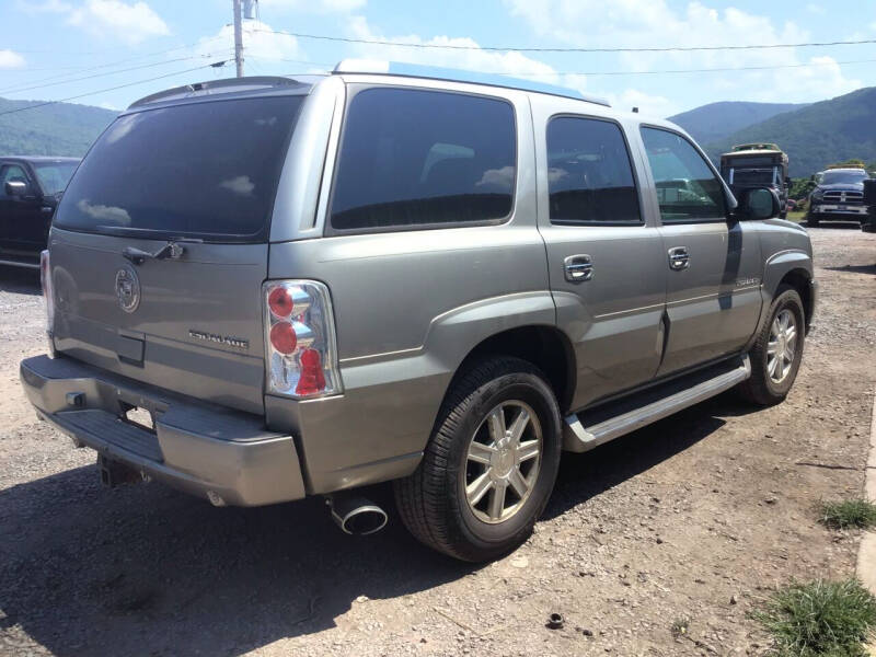 2003 Cadillac Escalade