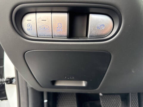 2025 Genesis G90 3.5T e-Supercharger