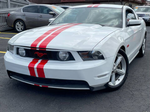 2012 Ford Mustang for sale at Auto United in Houston TX