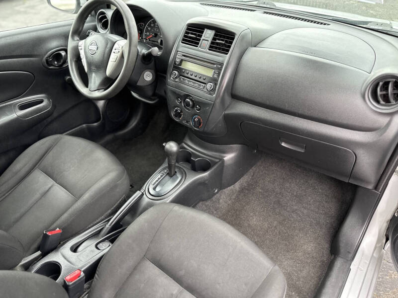 2016 Nissan Versa 1.6 S Plus