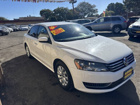 2015 Volkswagen Passat 1.8T Wolfsburg Edition