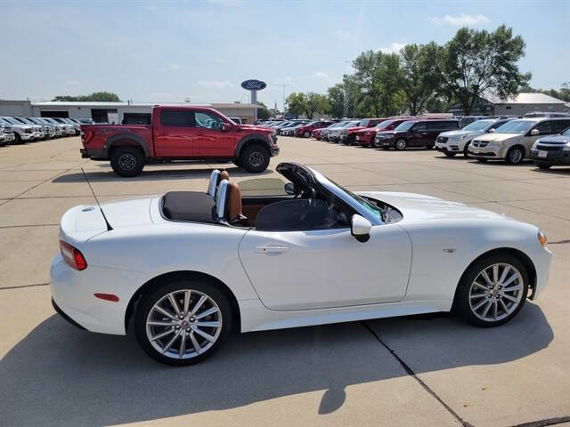 2017 FIAT 124 Spider Lusso