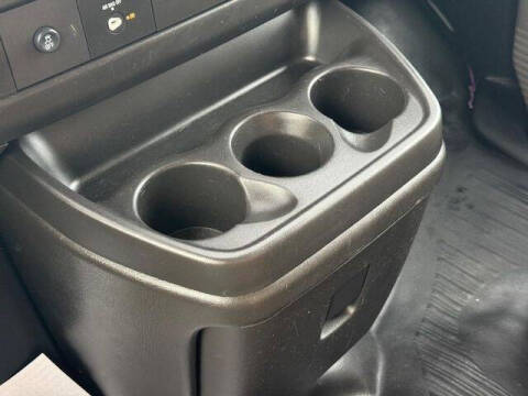 2023 Chevrolet Express LS 3500