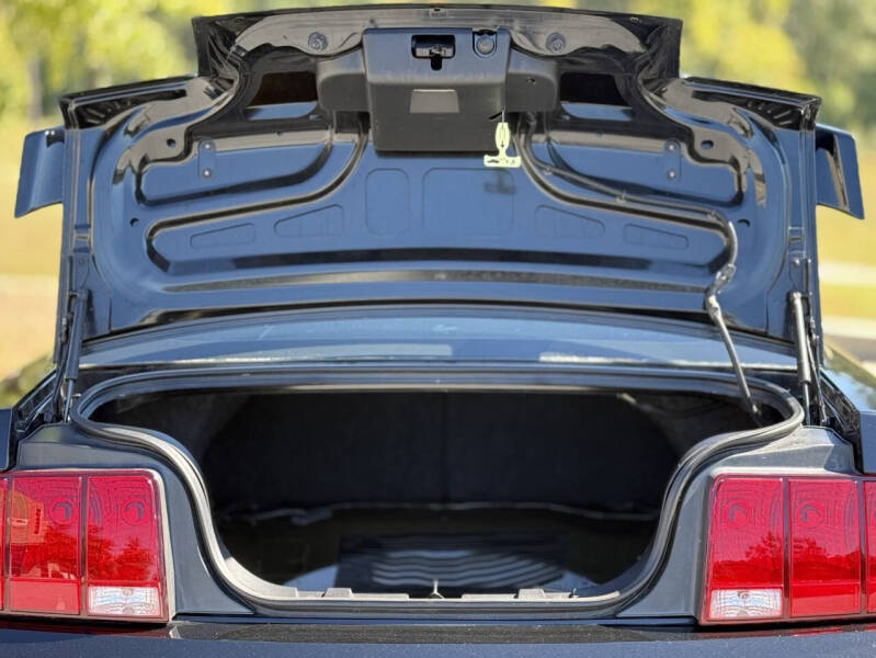 2007 Ford Mustang GT Deluxe