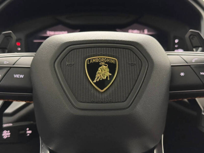 2022 Lamborghini Urus