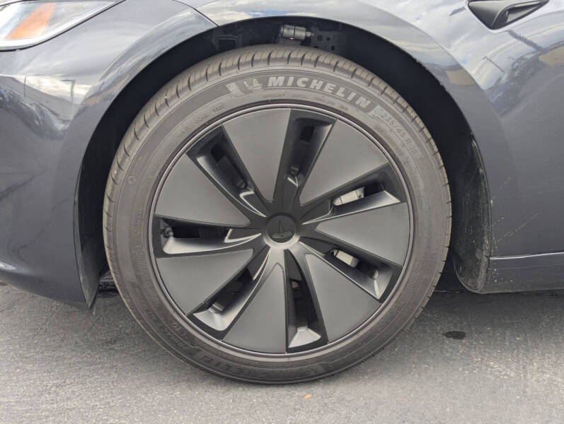 2025 Tesla Model 3 Long Range