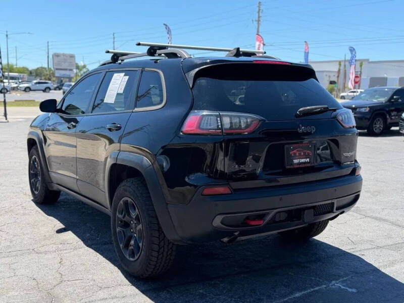 2019 Jeep Cherokee Trailhawk