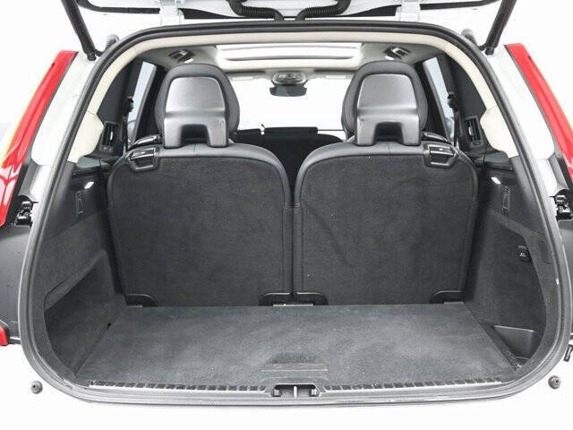 2024 Volvo XC90 B5 Plus Bright Theme