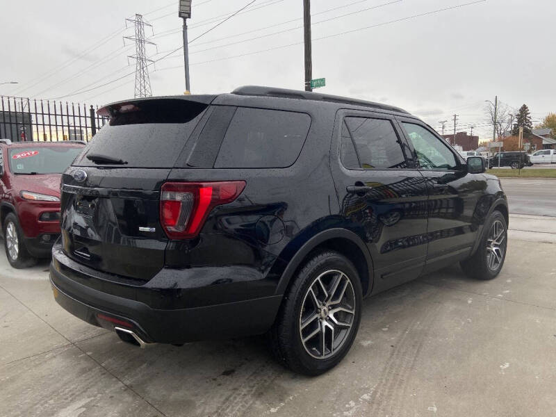 2017 Ford Explorer Sport