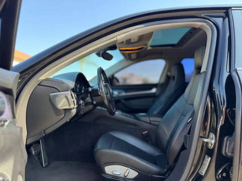 2012 Porsche Panamera