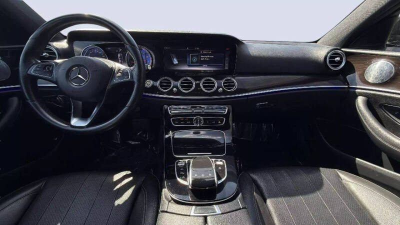 2017 Mercedes-Benz E-Class E 300 4MATIC