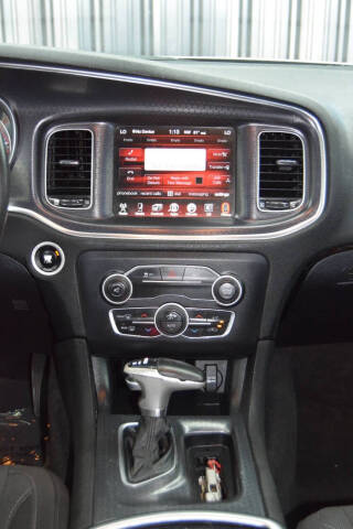 2015 Dodge Charger SXT