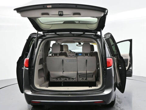 2018 Chrysler Pacifica Touring L