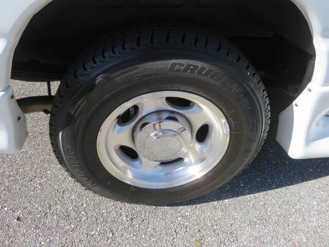 2013 Ford E-Series E-150