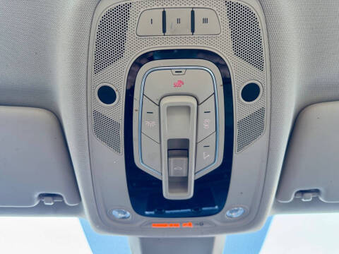 2017 Audi A4 2.0T quattro Premium Plus