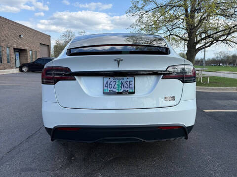 2022 Tesla Model X Plaid