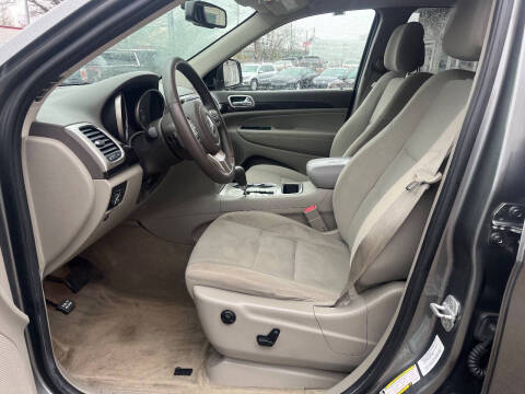 2012 Jeep Grand Cherokee Laredo