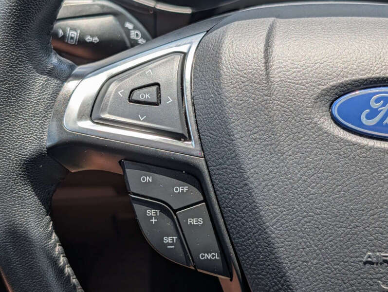 2024 Ford Edge
