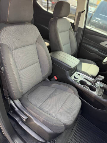 2021 Chevrolet Traverse LS
