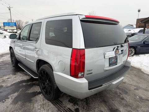 2012 Cadillac Escalade Luxury