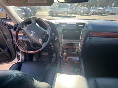 2008 Lexus LS 460