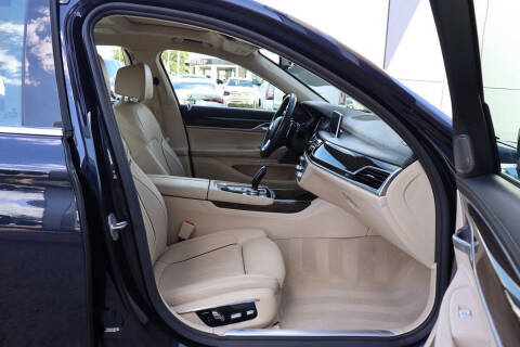 2016 BMW 7 Series 750i