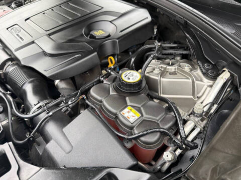 2018 Land Rover Range Rover Velar P250 R-Dynamic SE