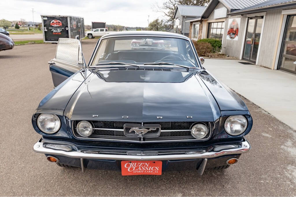 1965 Ford Mustang 4