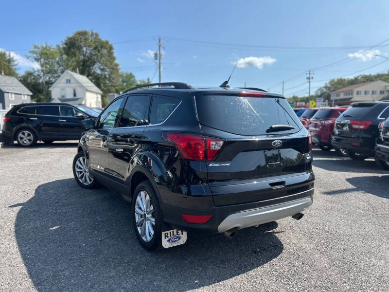 2019 Ford Escape SEL