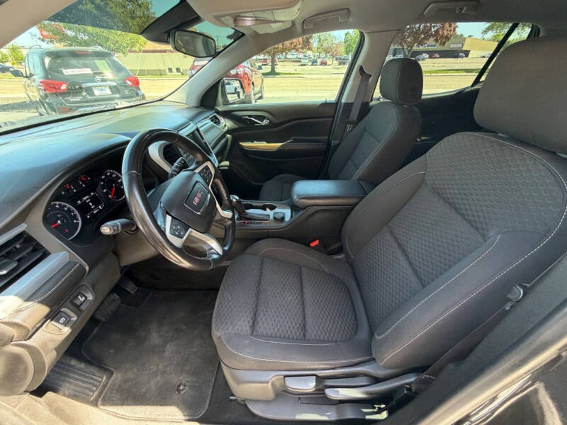 2018 GMC Acadia SLE-1