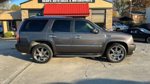 2011 Cadillac Escalade Luxury