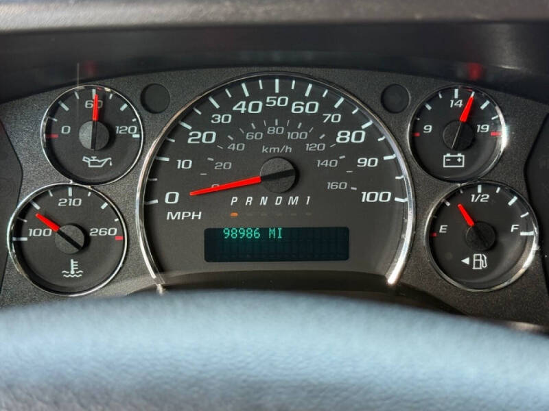 2022 GMC Savana 2500