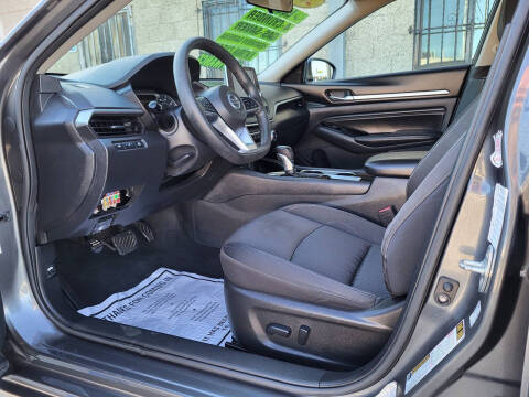 2021 Nissan Altima 2.5 SV