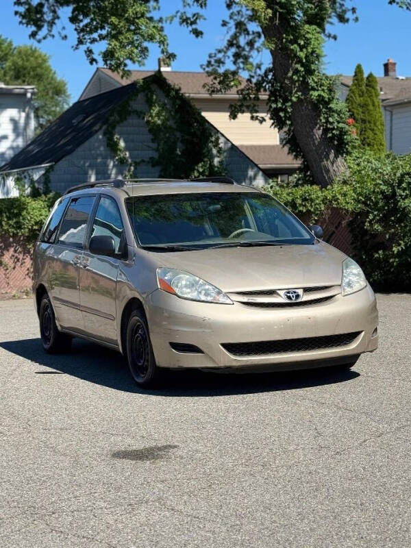 2007 Toyota Sienna CE 7-Passenger