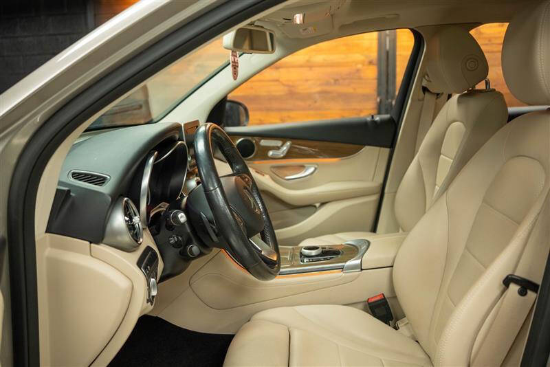 2019 Mercedes-Benz GLC GLC 300 4MATIC