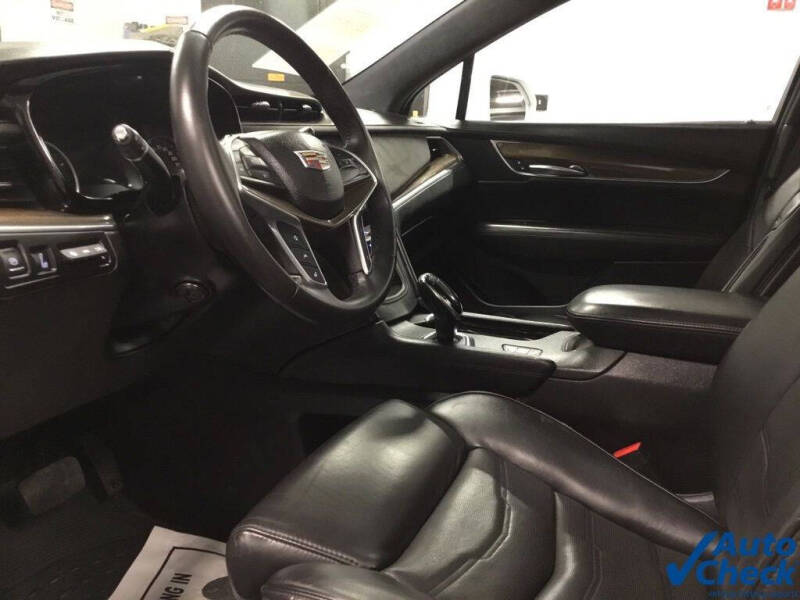 2017 Cadillac XT5 Platinum