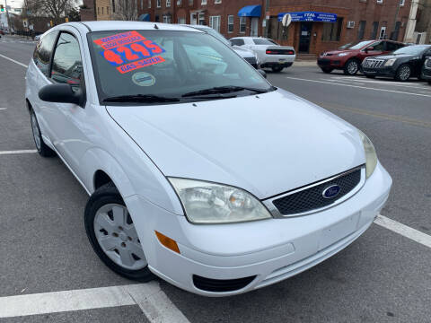 2007 Ford Focus for sale at K J AUTO SALES in Philadelphia PA