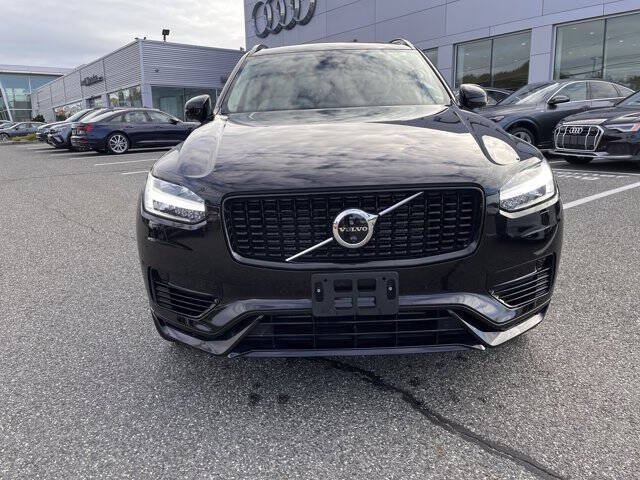 2023 Volvo XC90 Recharge T8 Ultimate Dark Theme
