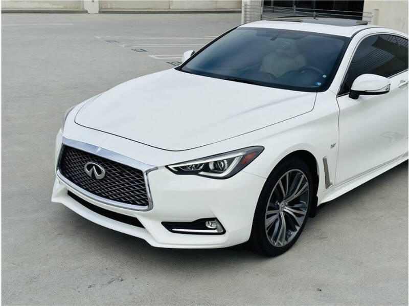 2017 Infiniti Q60 2.0T Premium
