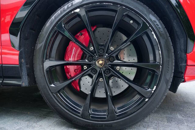 2019 Lamborghini Urus