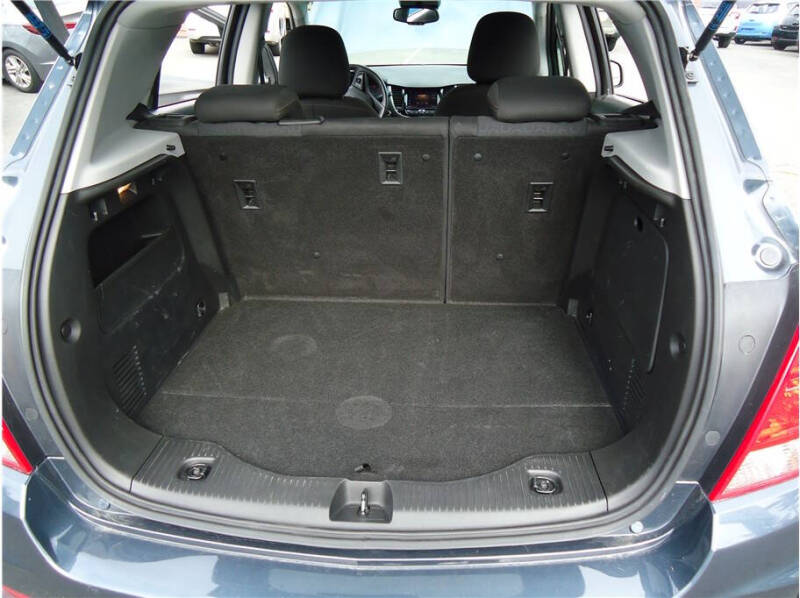 2022 Chevrolet Trax LS