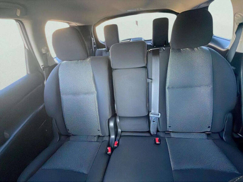 2020 Nissan Pathfinder SV