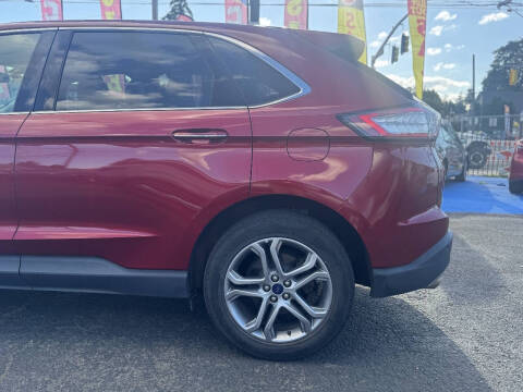 2016 Ford Edge Titanium