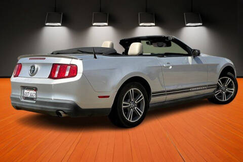 2010 Ford Mustang V6