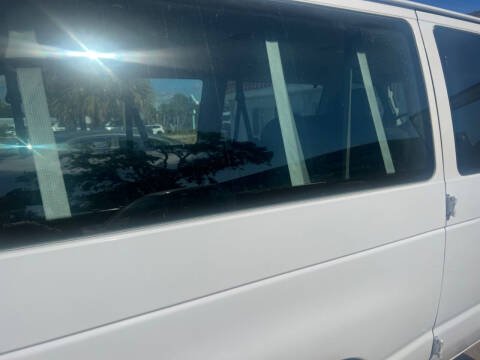 2009 Ford E-Series E-350 SD XLT